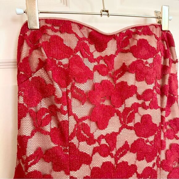 $5 SALE Red lace blondie nights dress - Picture 4 of 6